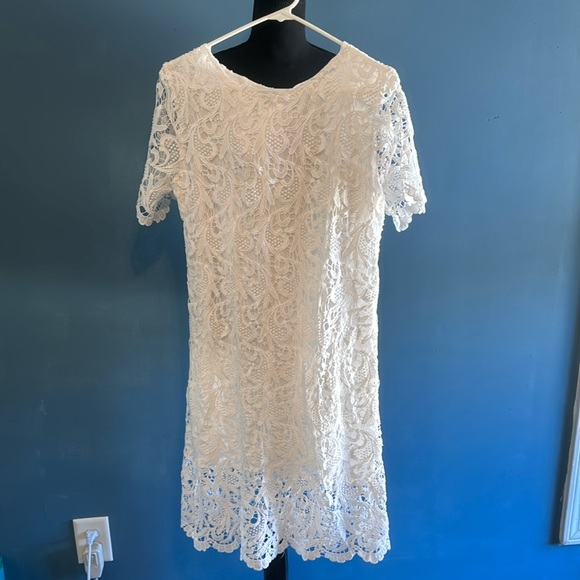 Item 47 NWOT White Lace Dress - Picture 1 of 3